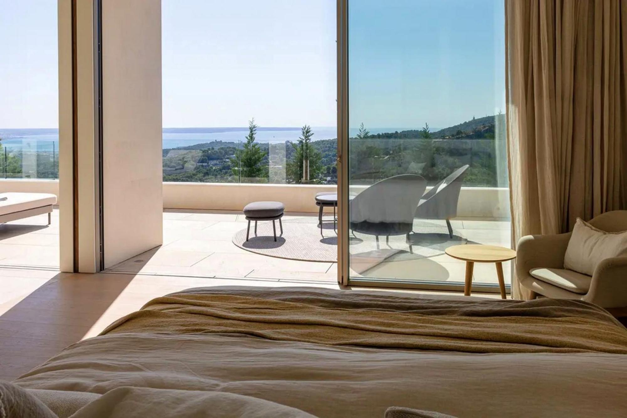 Villa Breathtaking Triniatro With Amazing Views *